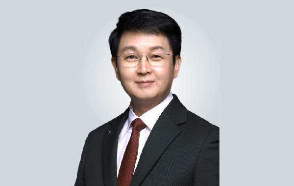 안경광학과 신영일 동문, (사)대한안경사협회 경기도 안 대표이미지